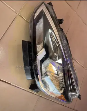 Nissan Sentra 2016 Headlight