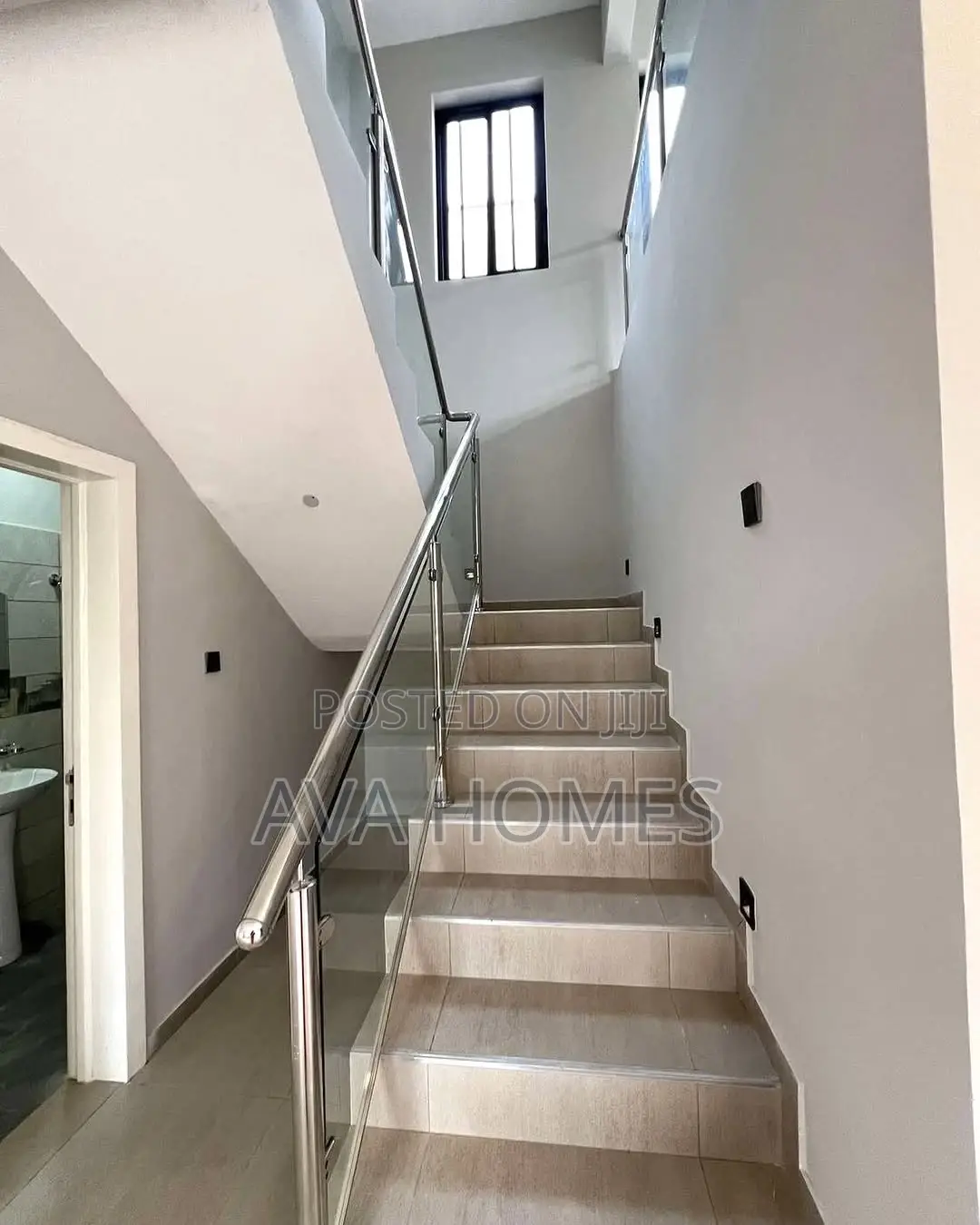 3bdrm Duplex in Oyarifa for rent