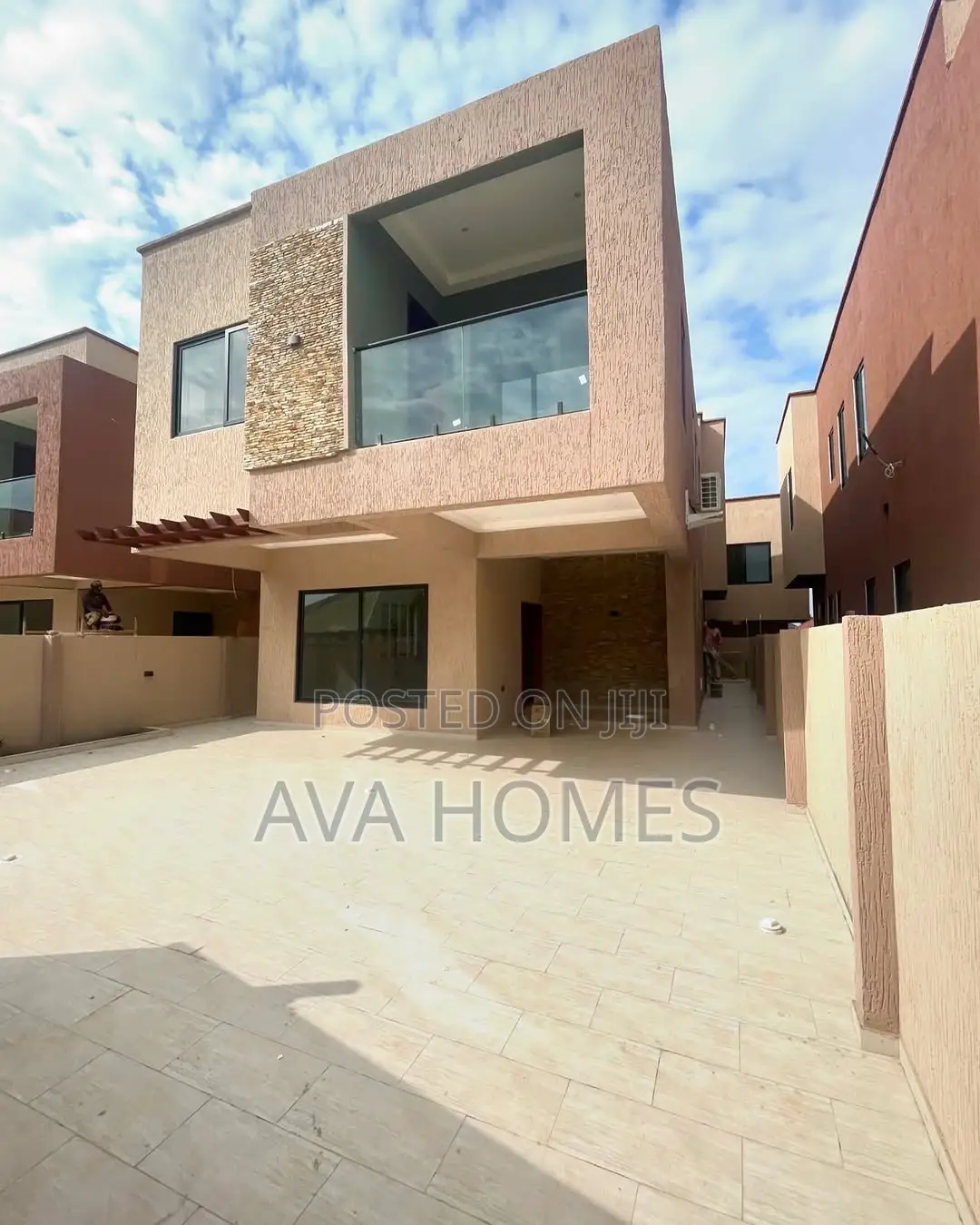 3bdrm Duplex in Oyarifa for rent
