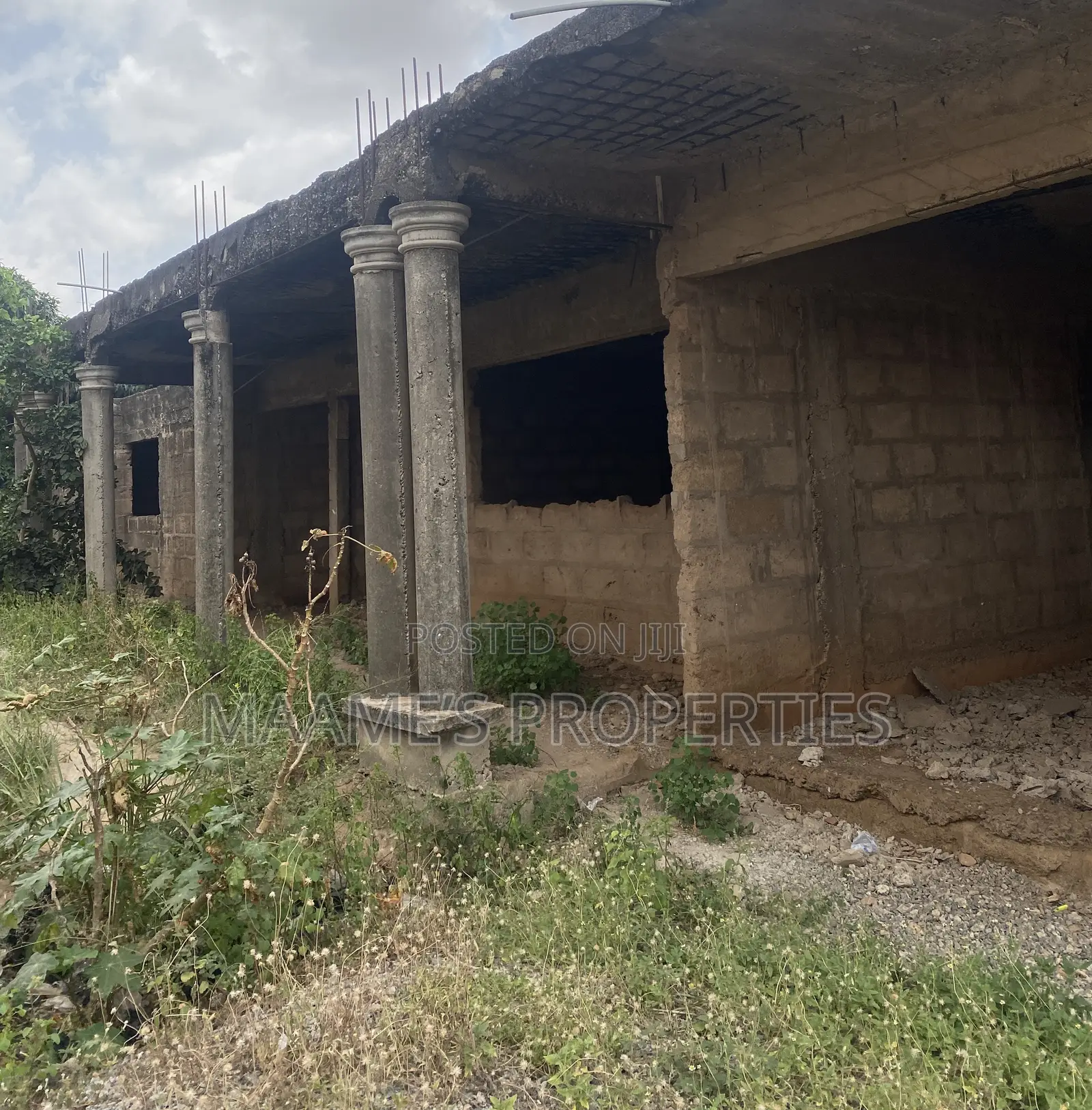 Full Plot of Land at Oyarifa Kuottam With Old Structure On