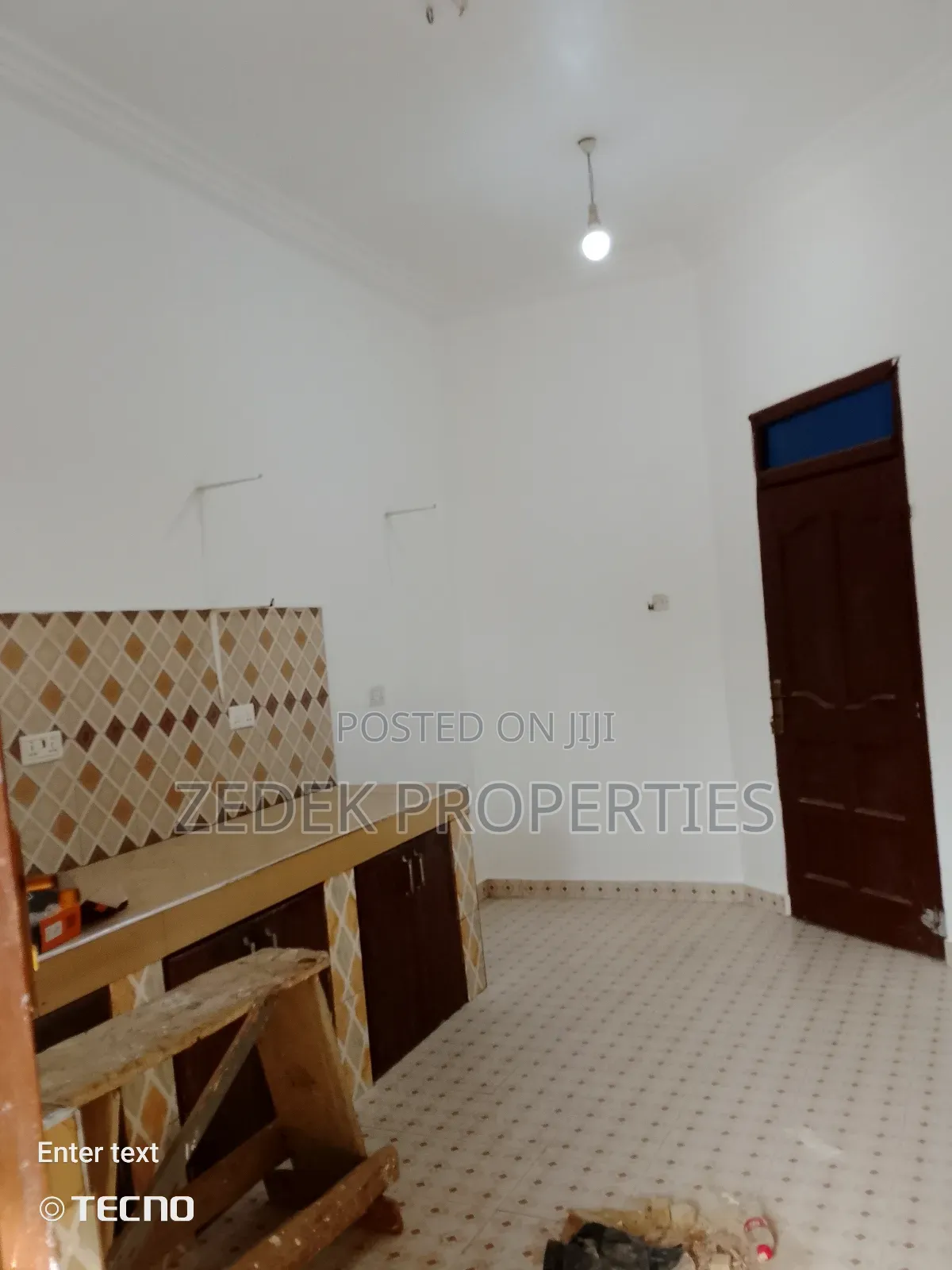 3bdrm Apartment in Zedek Properties, Ashomang Estate for rent