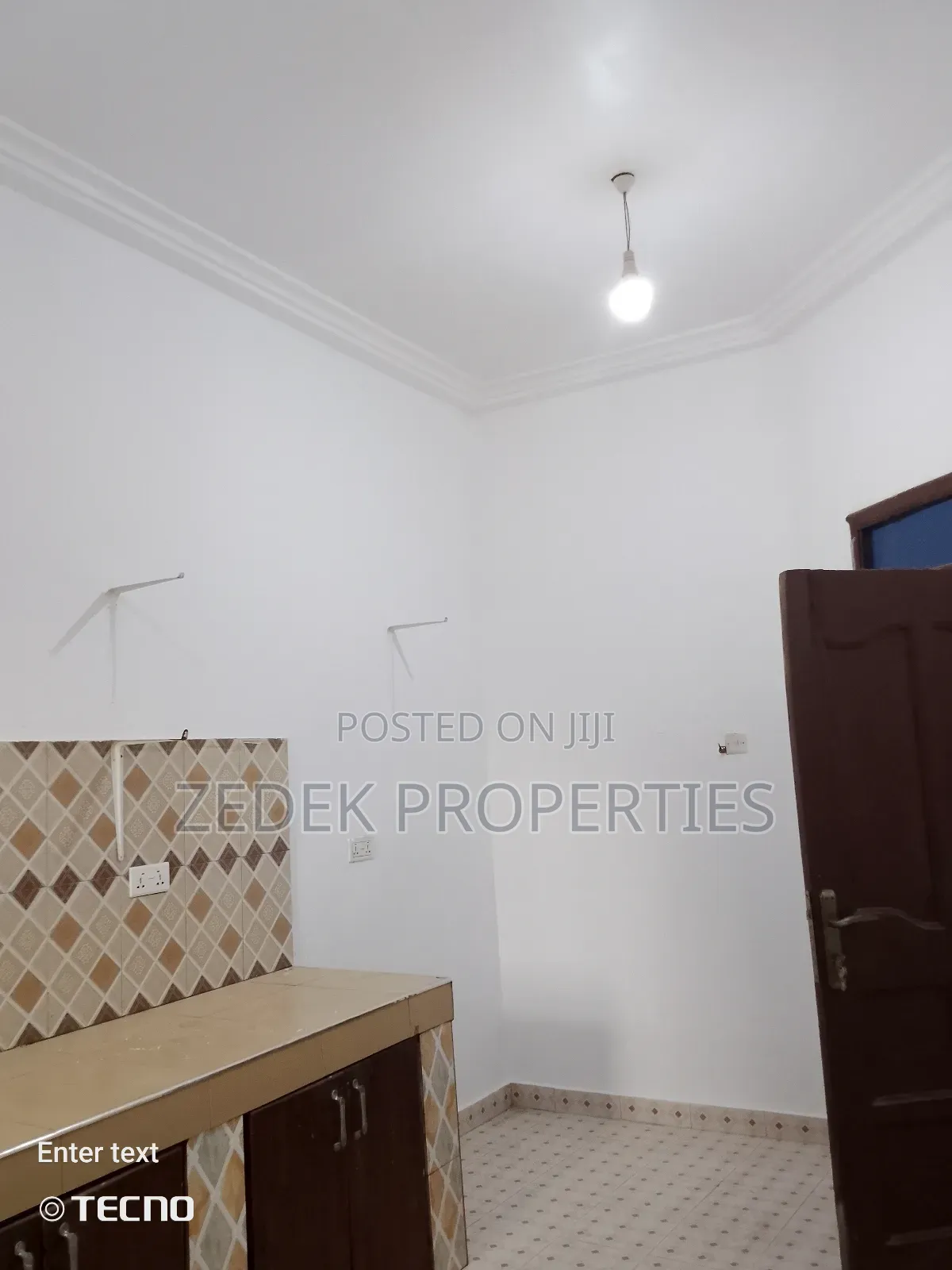 3bdrm Apartment in Zedek Properties, Ashomang Estate for rent