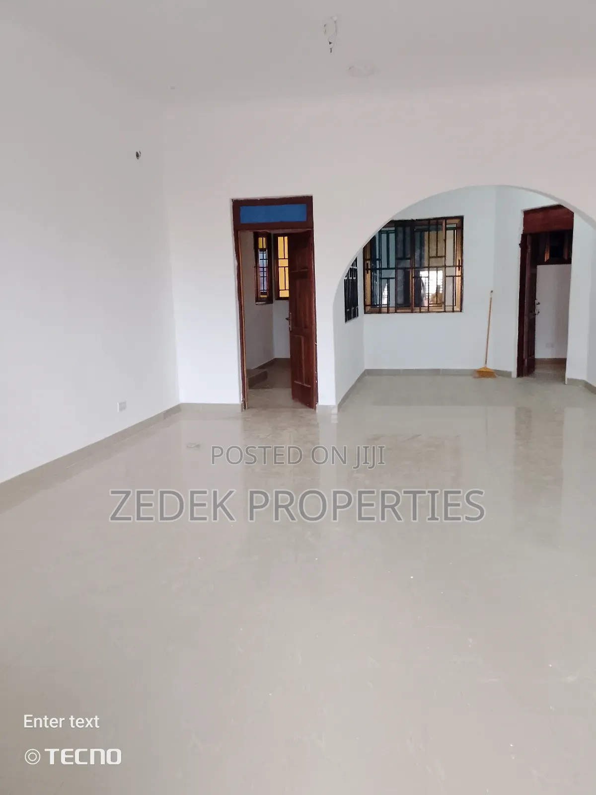 3bdrm Apartment in Zedek Properties, Ashomang Estate for rent
