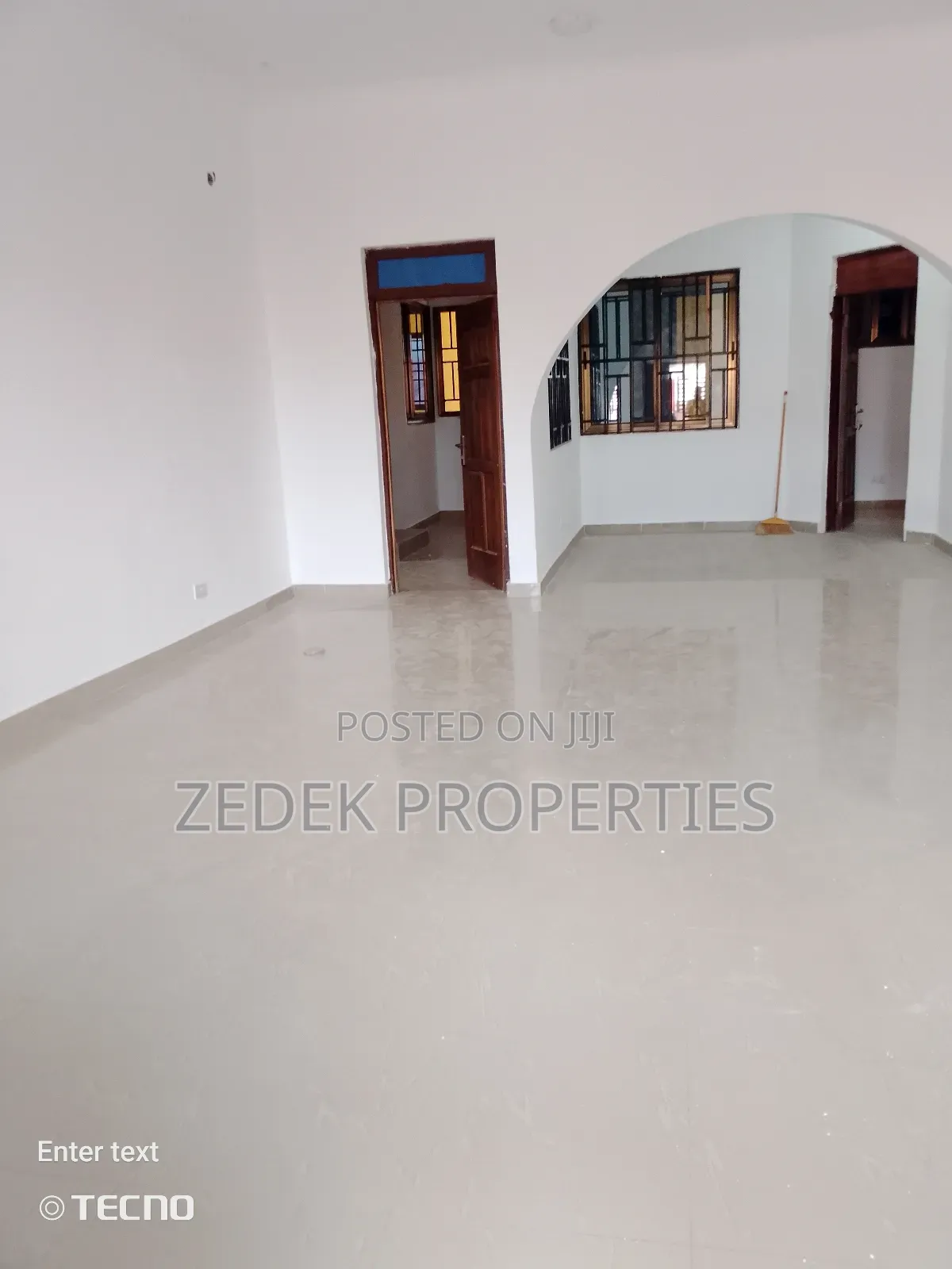 3bdrm Apartment in Zedek Properties, Ashomang Estate for rent
