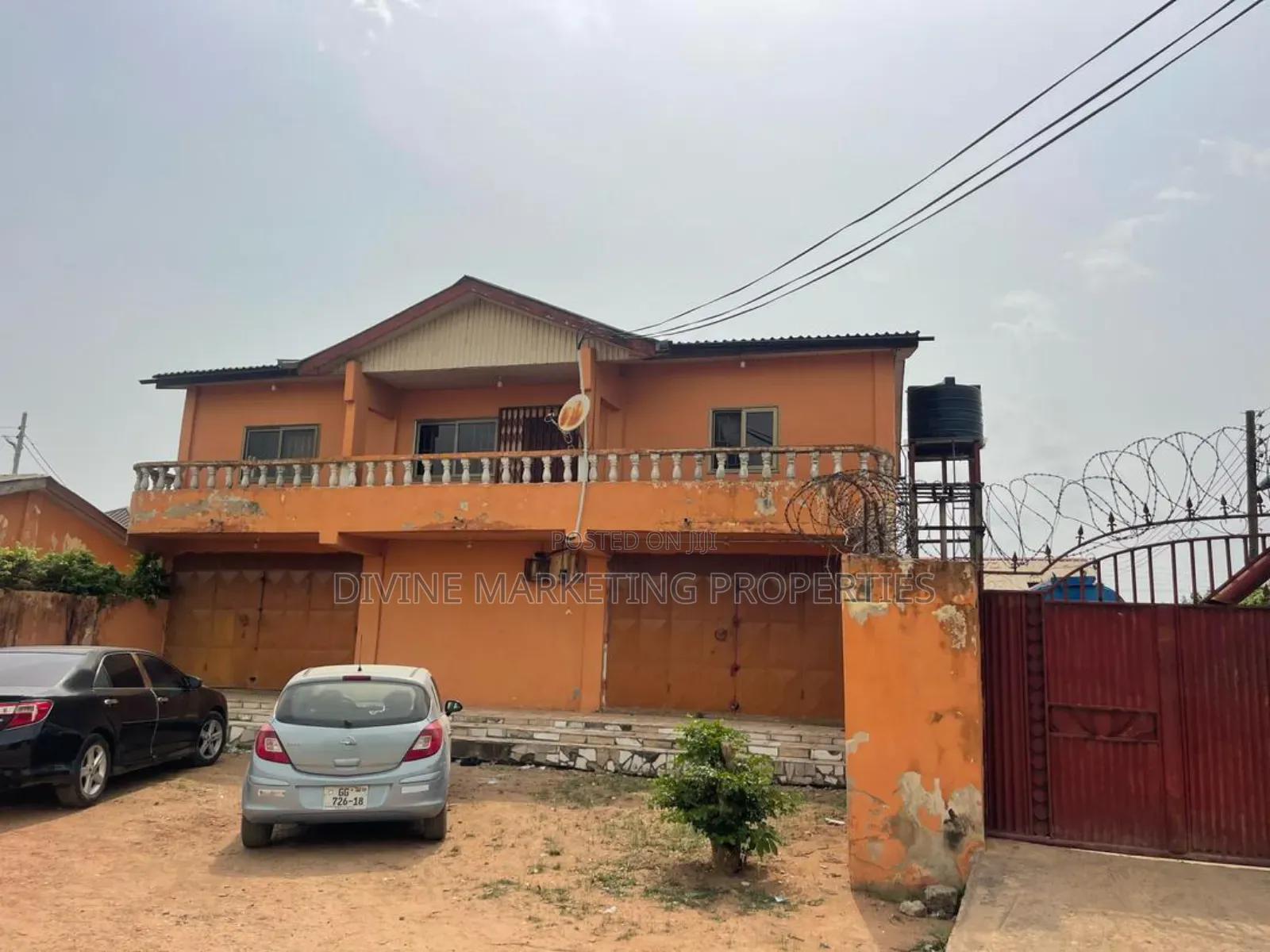 8bdrm House in Cocoa Board Area, Amasaman for sale