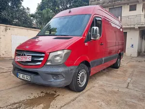 Mercedes-Benz Sprinter 2015 Red