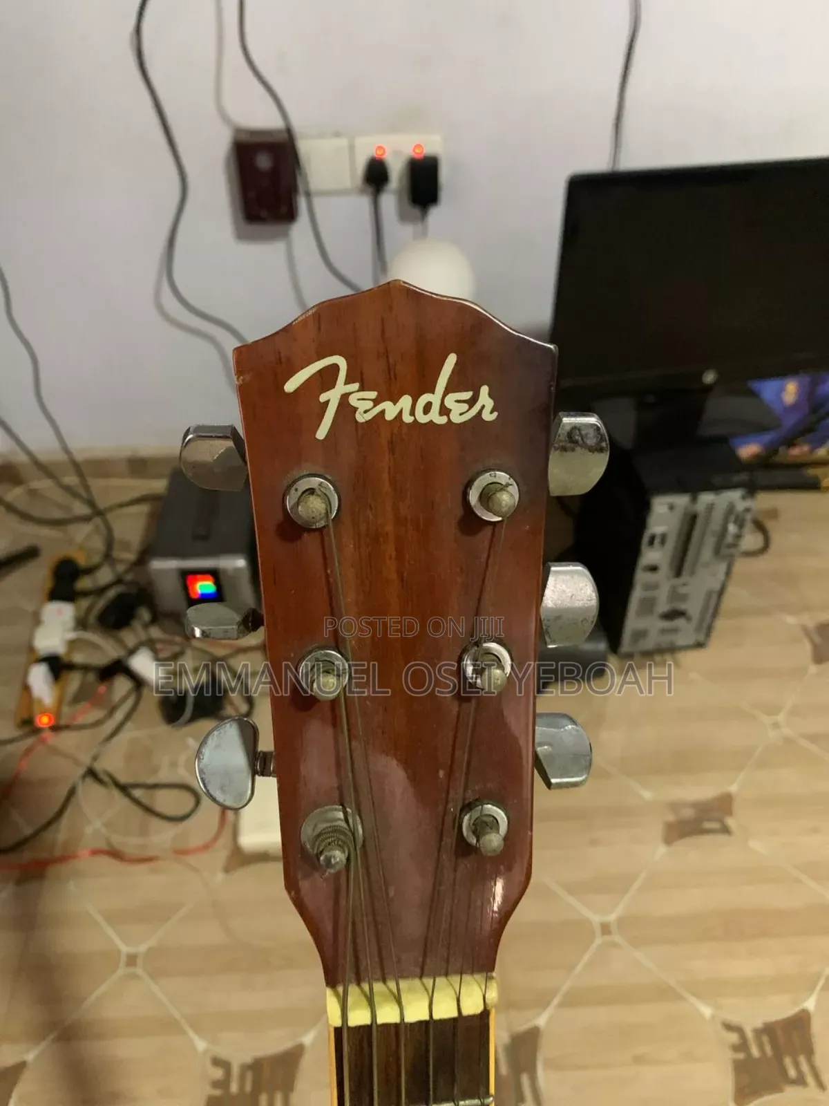 Fender Acoustic Guitar With Bag