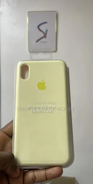 iPhone Xs Max Mellow Yellow Silicone Case