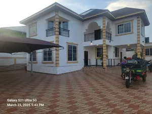 4bdrm Duplex in Suadom Properties, Baatsona Total for rent
