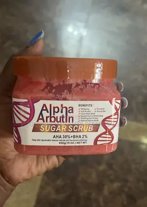 Alpha Arbutin Sugar Scrub