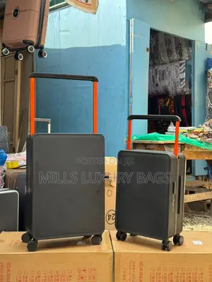 Zipless Quality Anticrake Luggages