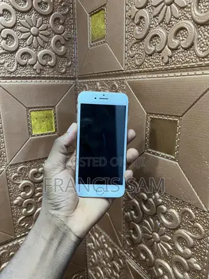 Apple iPhone 8 64 GB Gold