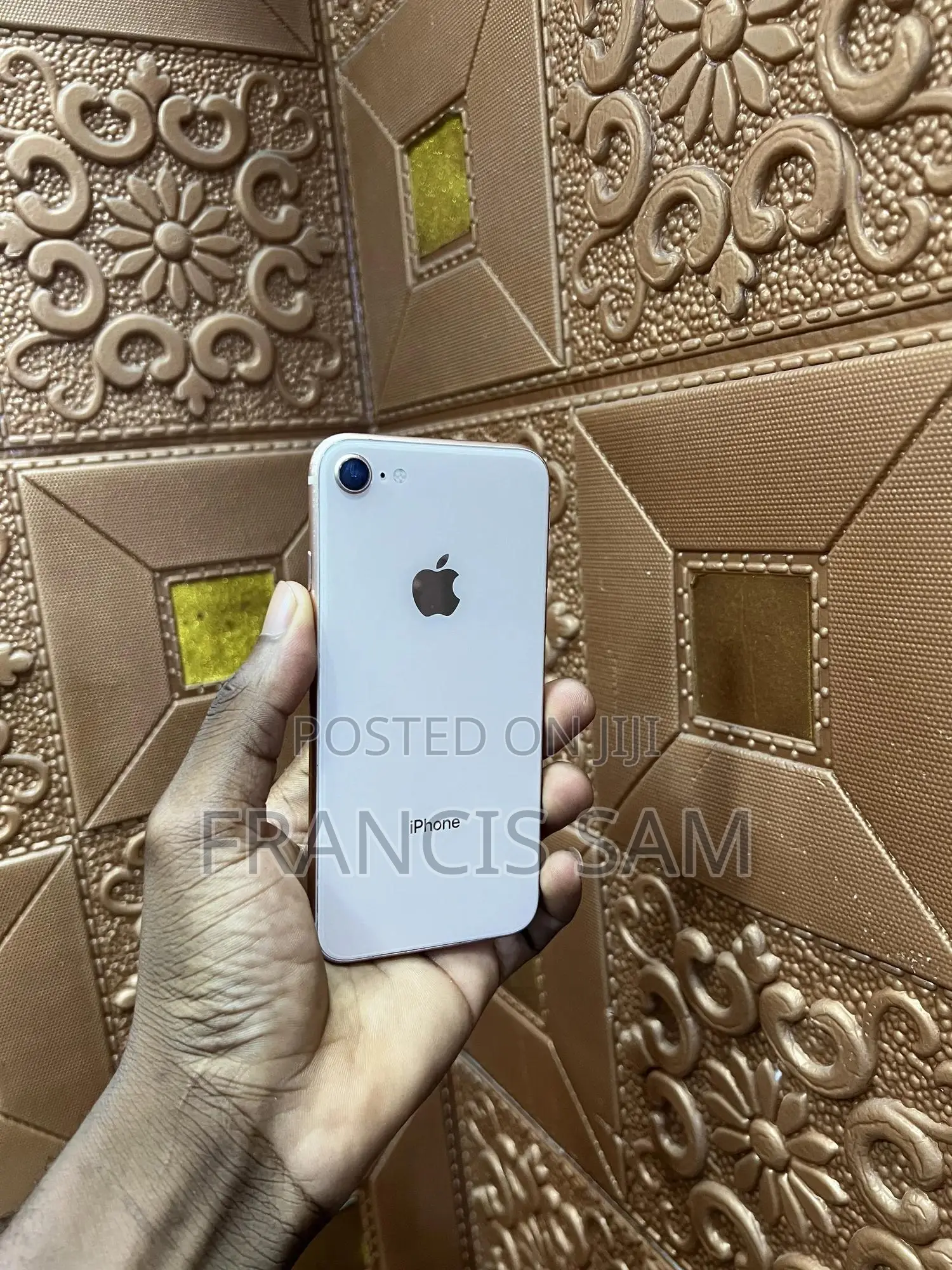 Apple iPhone 8 64 GB Gold