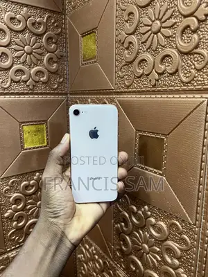Apple iPhone 8 64 GB Gold