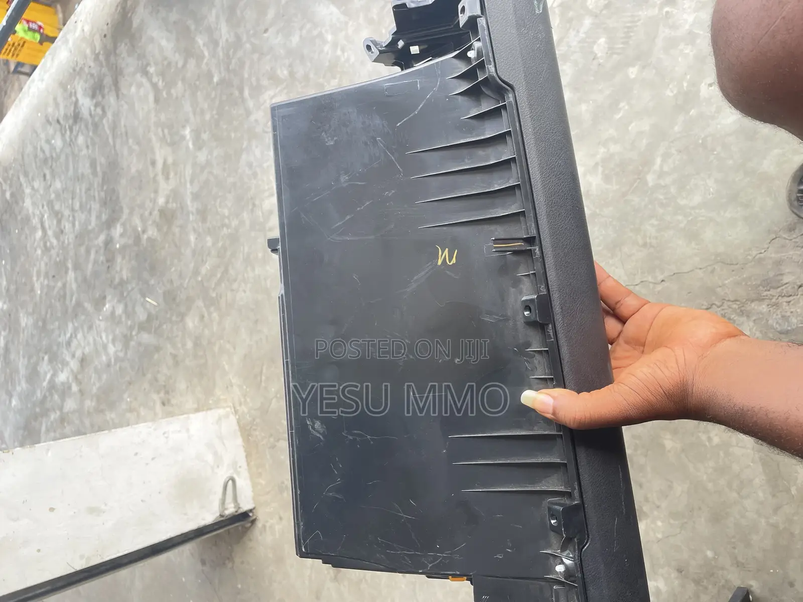 Toyota Camry Spider Letter Box