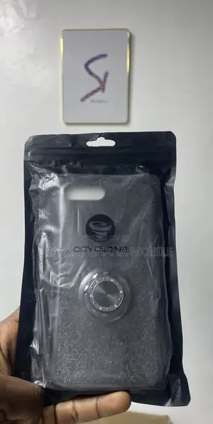iPhone 7 Plus Glittering Case