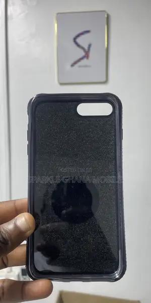 iPhone 7 Plus Glittering Case
