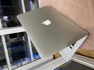 Laptop Apple MacBook Air 8GB Intel Core I5 SSD 128GB