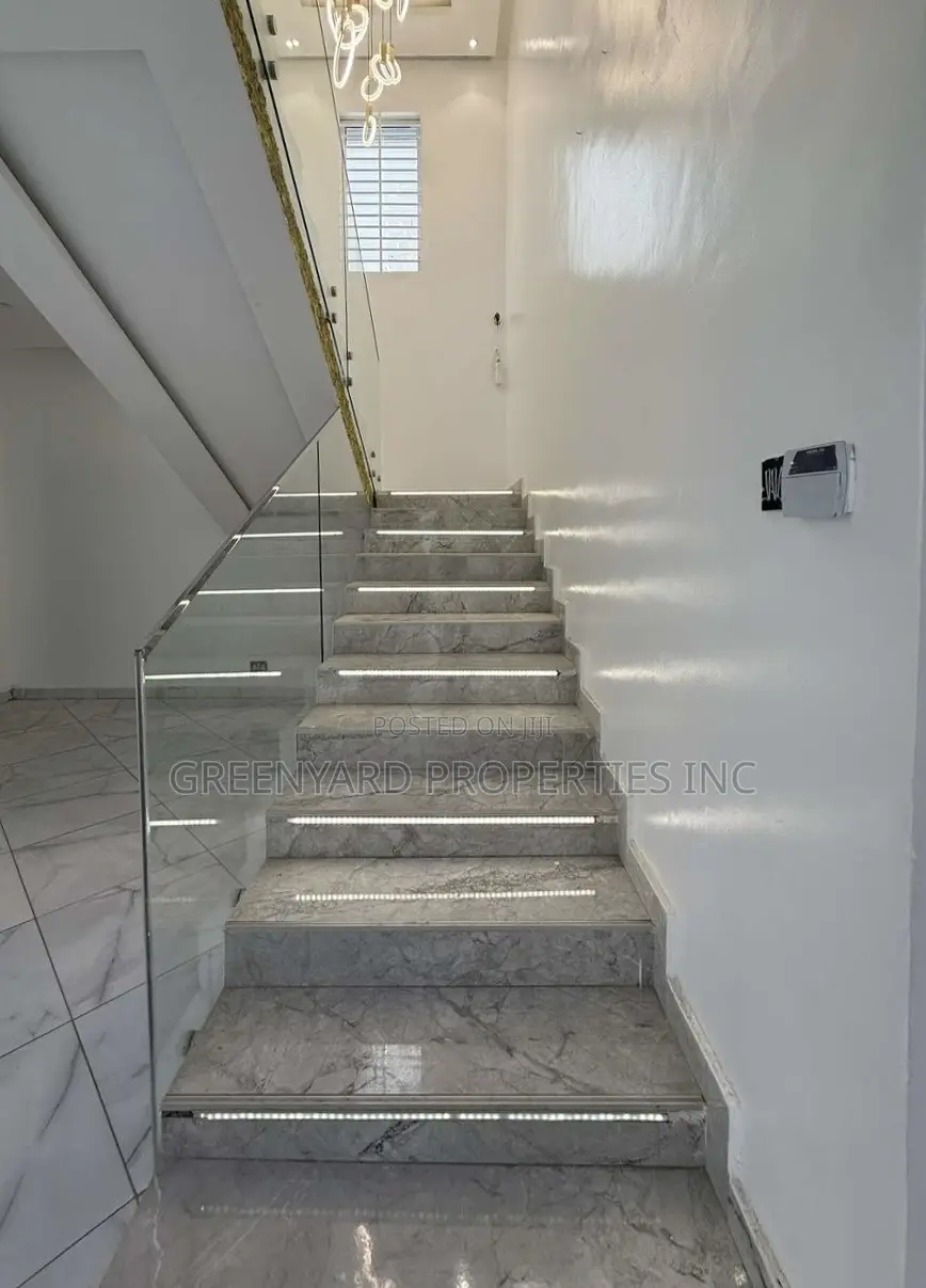 5bdrm House in East Legon Hills for rent