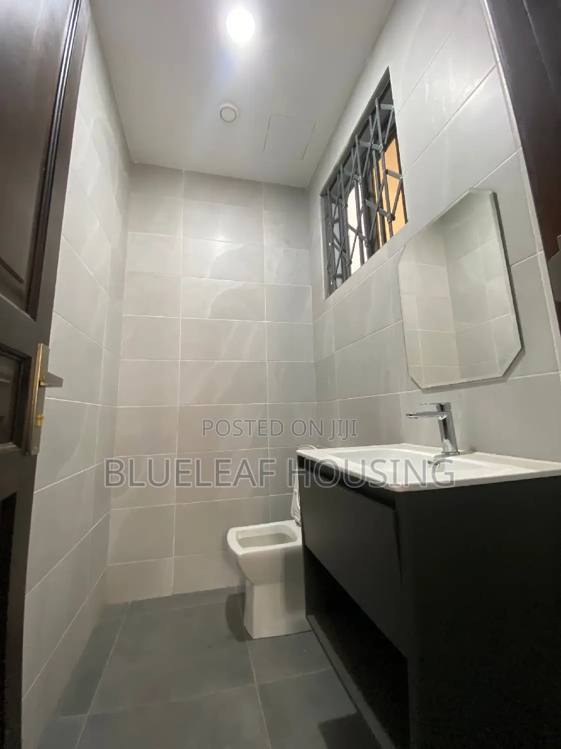 4bdrm House in Ashaley Botwe for sale