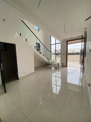 4bdrm House in Atomic On The, Accra Metropolitan for sale