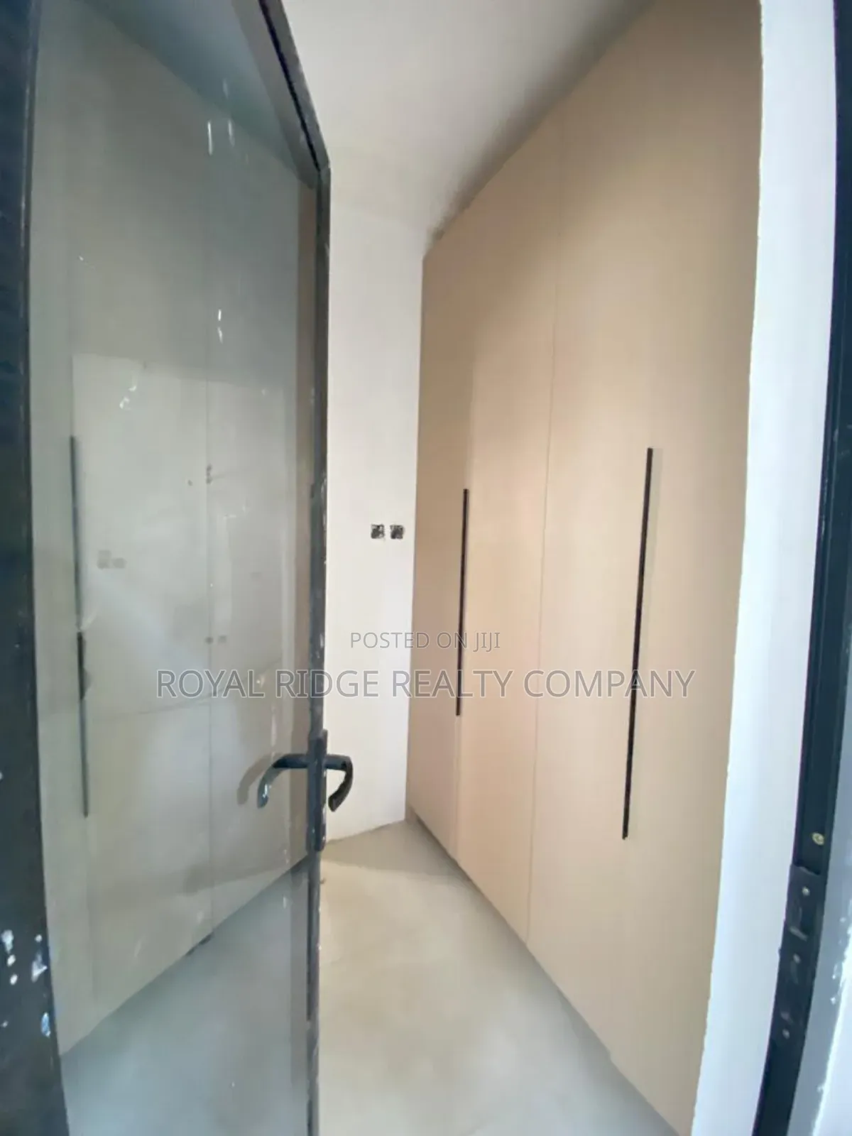 4bdrm House in Atomic On The, Accra Metropolitan for sale