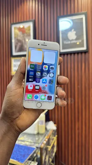 New Apple iPhone 7 32 GB Rose Gold