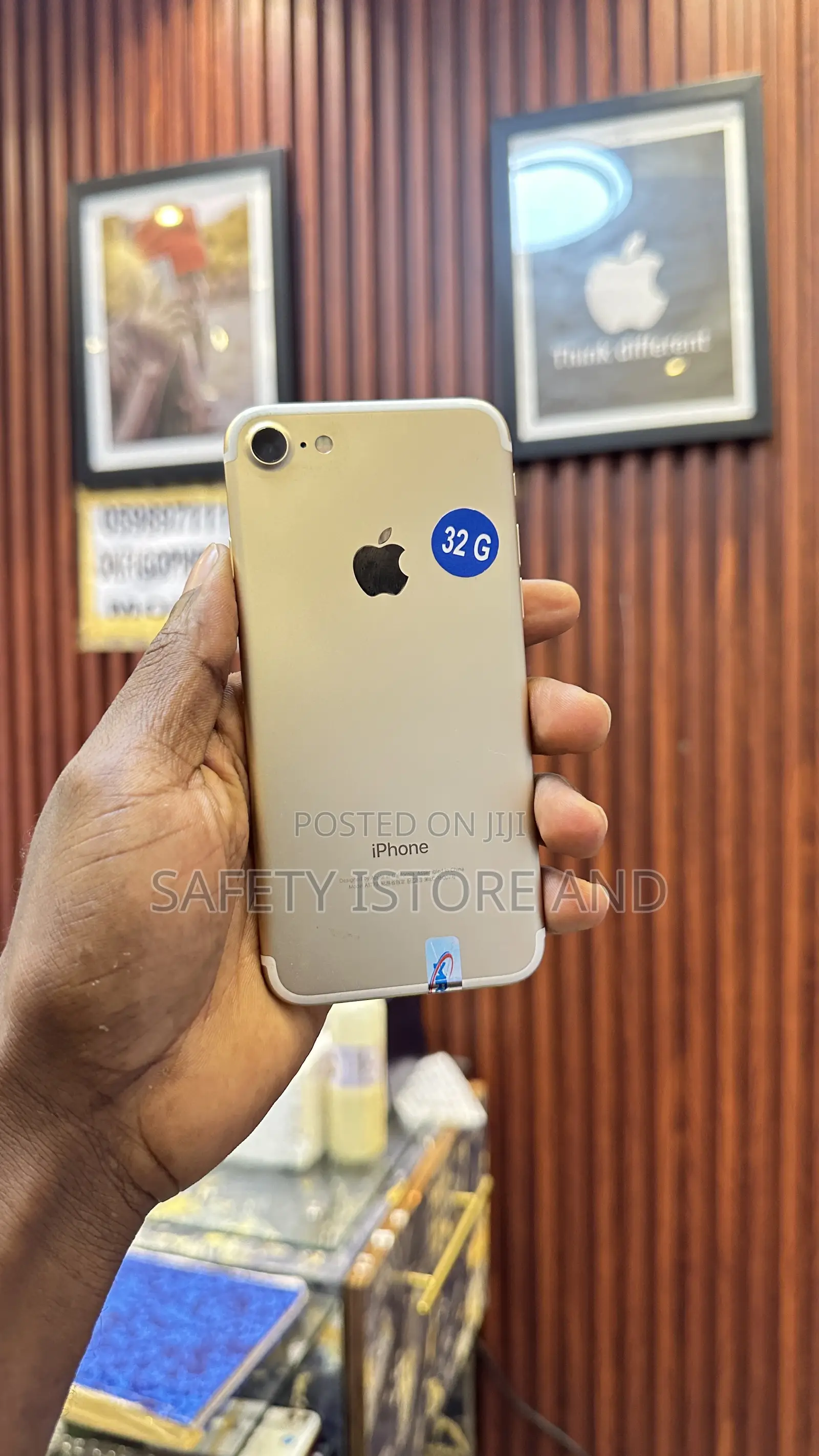 New Apple iPhone 7 32 GB Rose Gold
