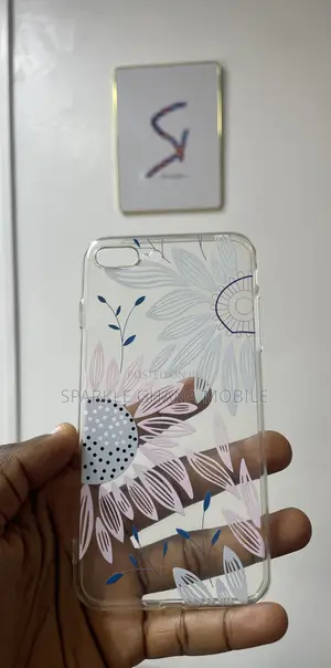 iPhone 7 Plus Floral Daises Case