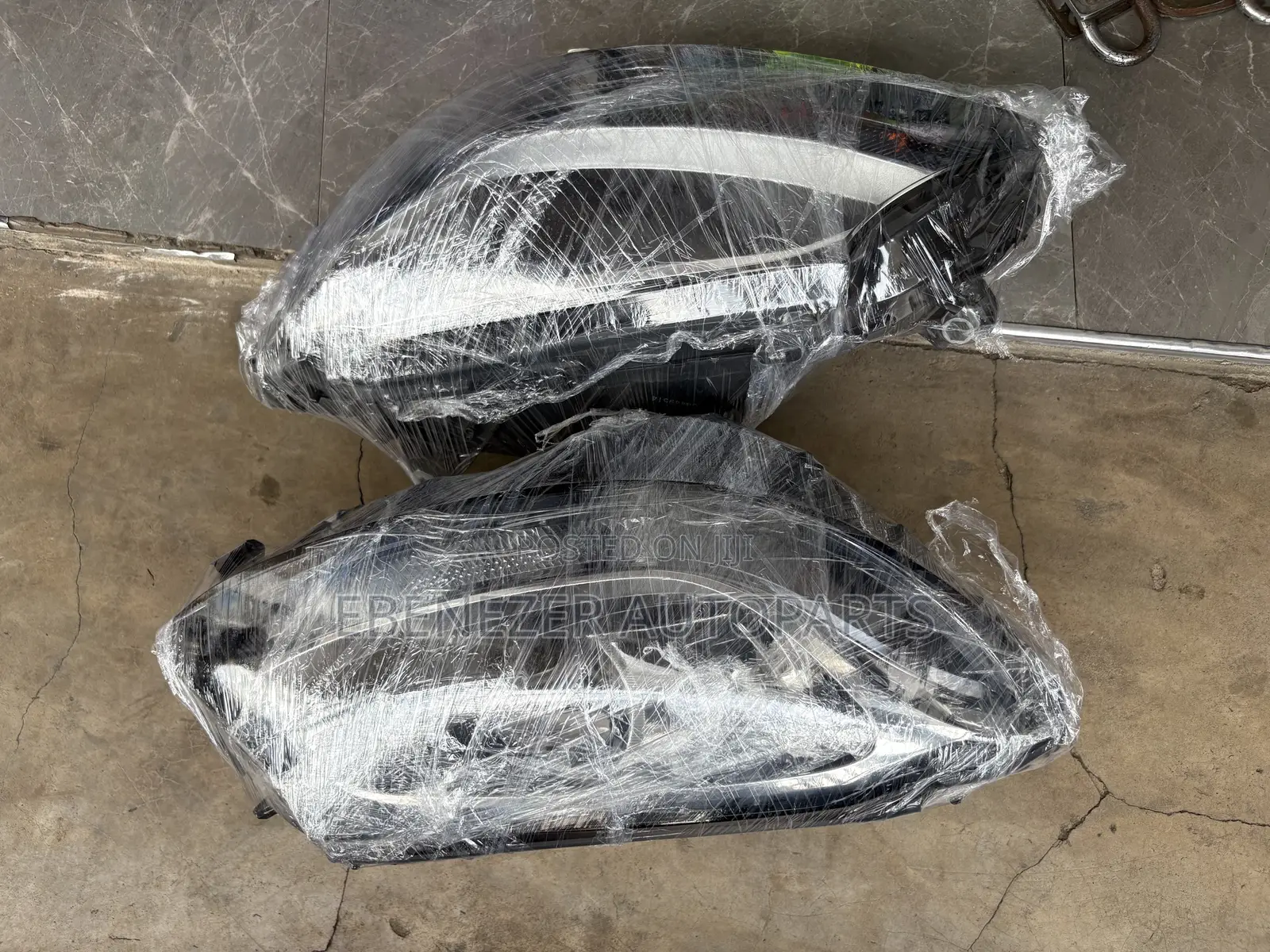 Mercedes Benz C300 W05 Normal Headlights 2015 2016 2017 2018