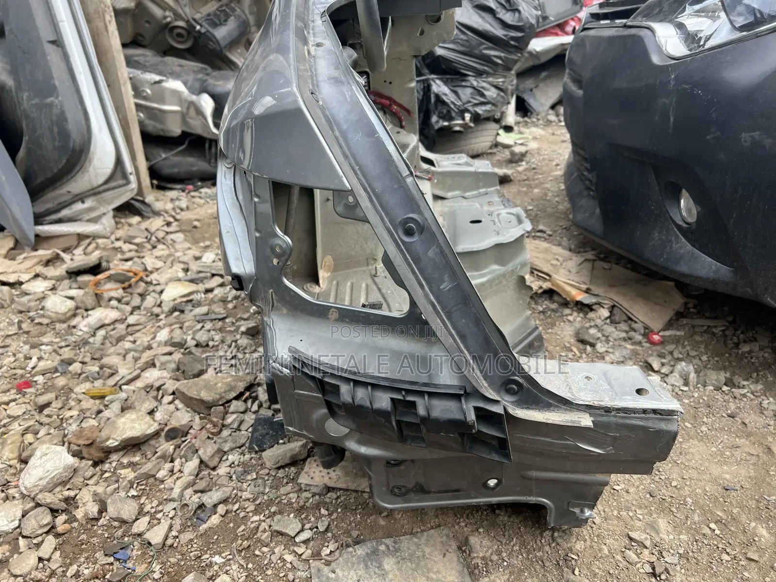 Mercedes Benz C250 (W204) Quarter Panel Left
