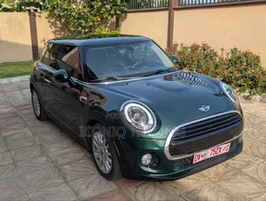 Photo - Mini Cooper 2016 Green