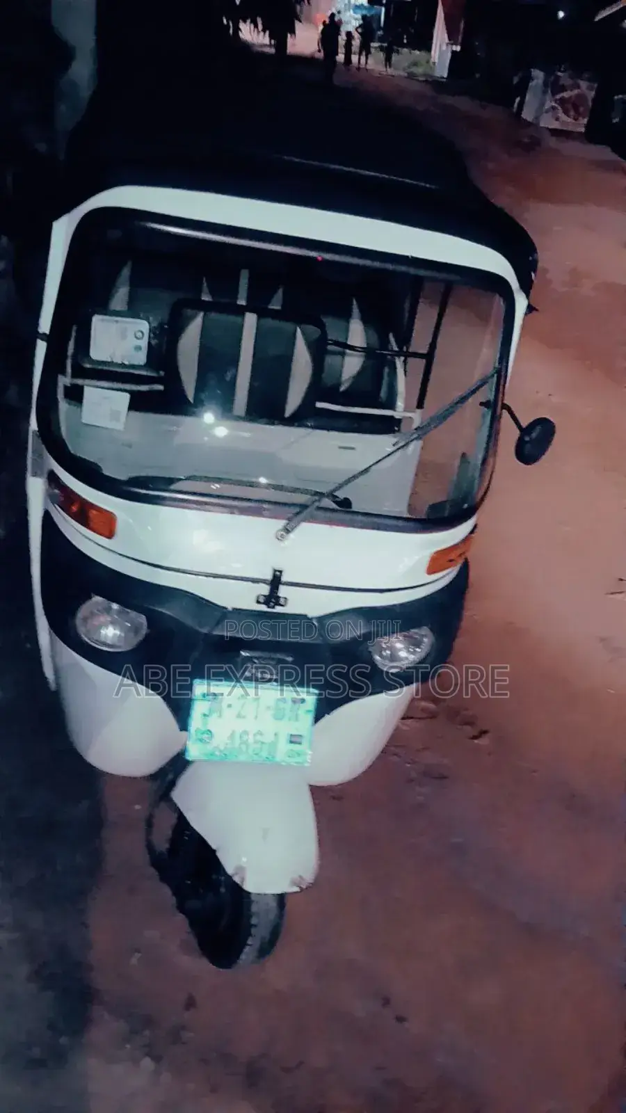 Bajaj RE 2021 White