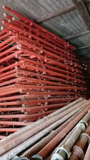 Italian Scaffolds With Plates