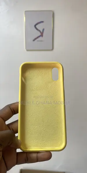 iPhone Xr Perfect Yellow Case