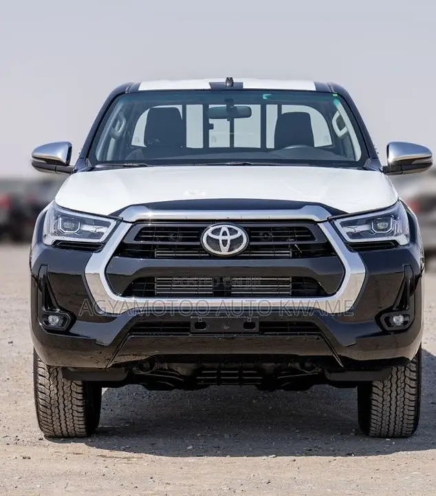 Toyota Hilux 2023 Black