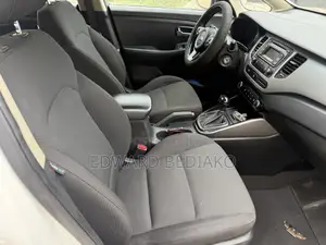 Kia Rondo 2015 White
