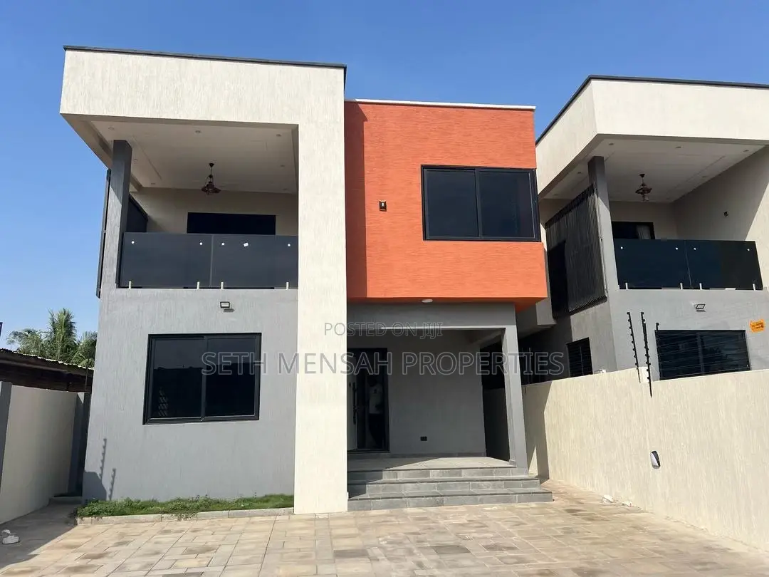 4bdrm House in Skm, Old Ashomang for sale