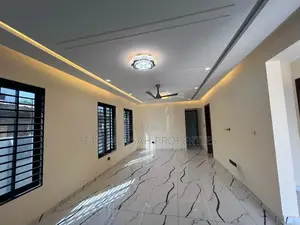 4bdrm House in Skm, Old Ashomang for sale