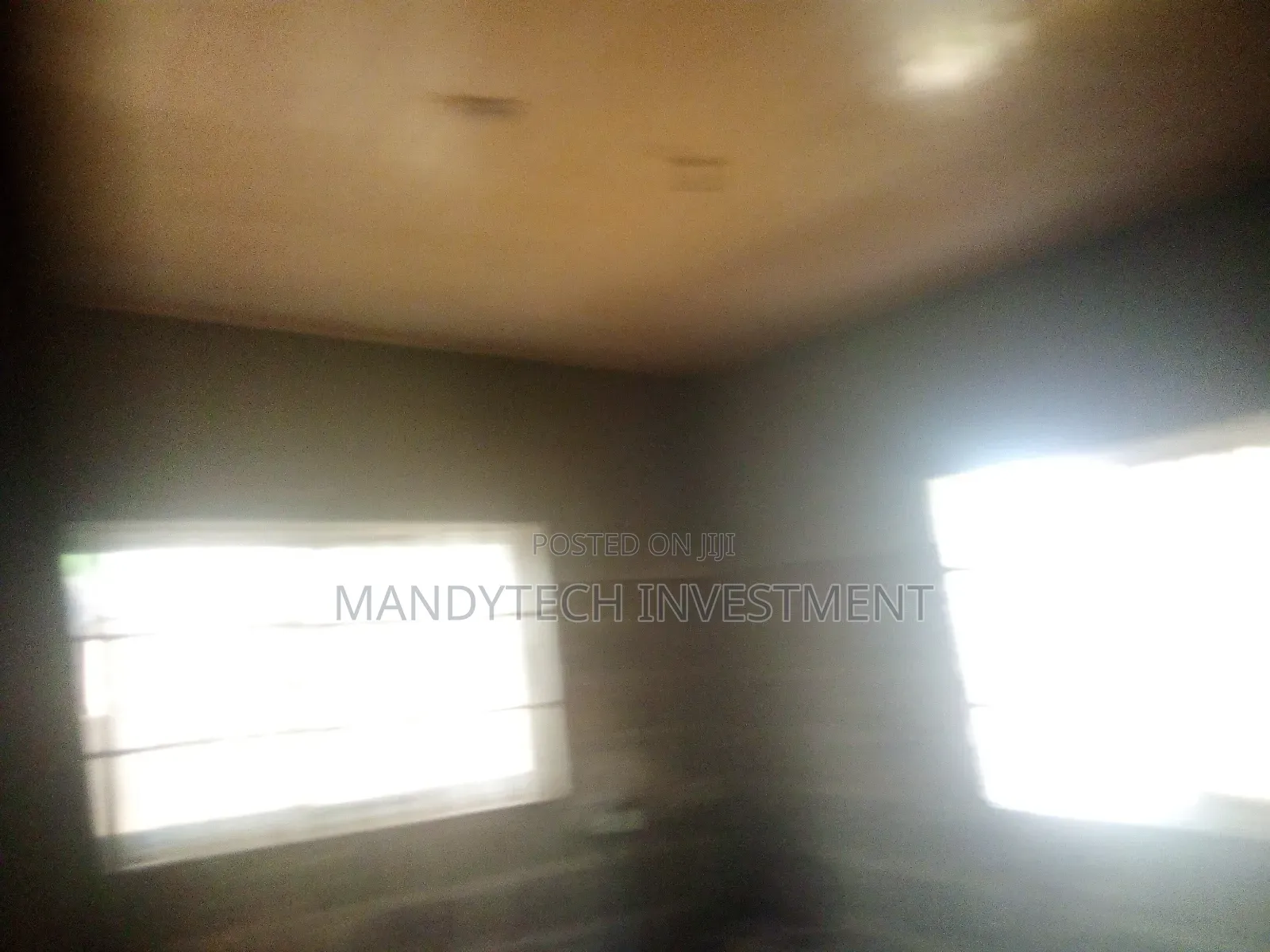 2bdrm House in Lake Side Estate for sale