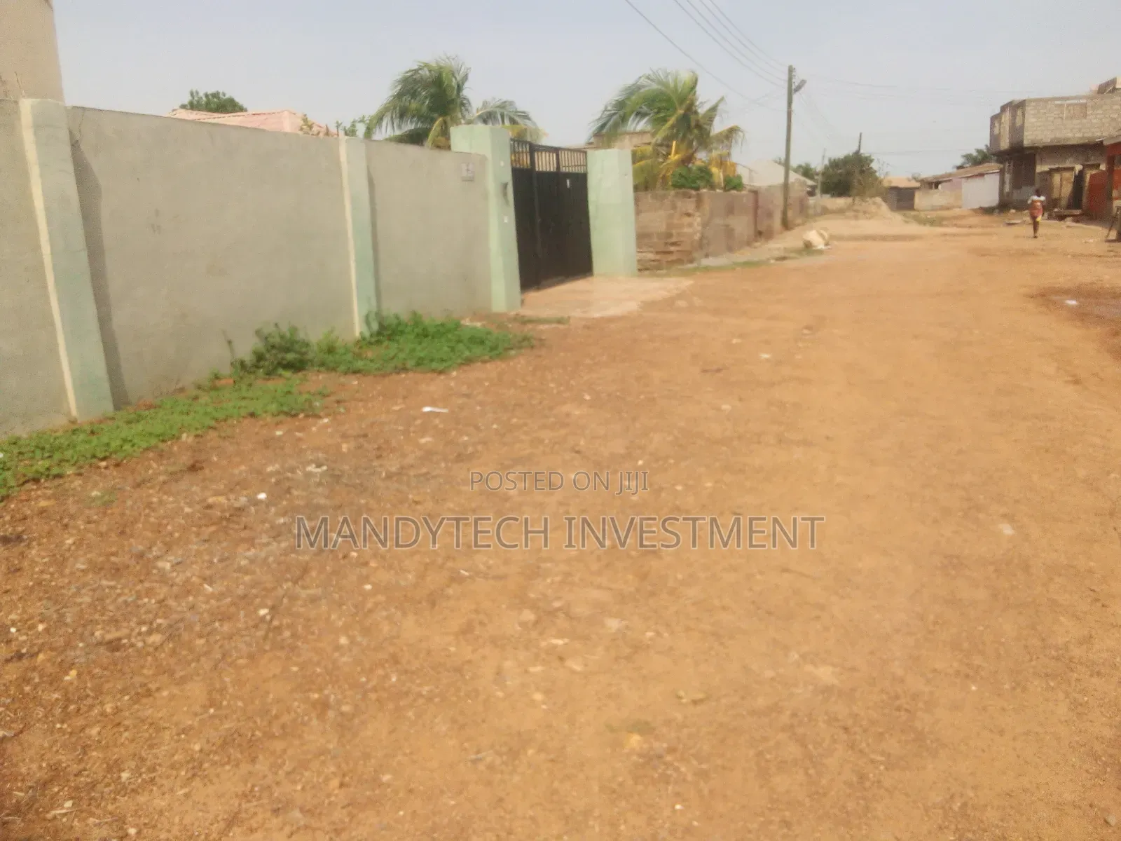 2bdrm House in Lake Side Estate for sale