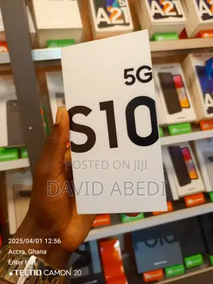 New Samsung Galaxy S10 5G 512 GB Black