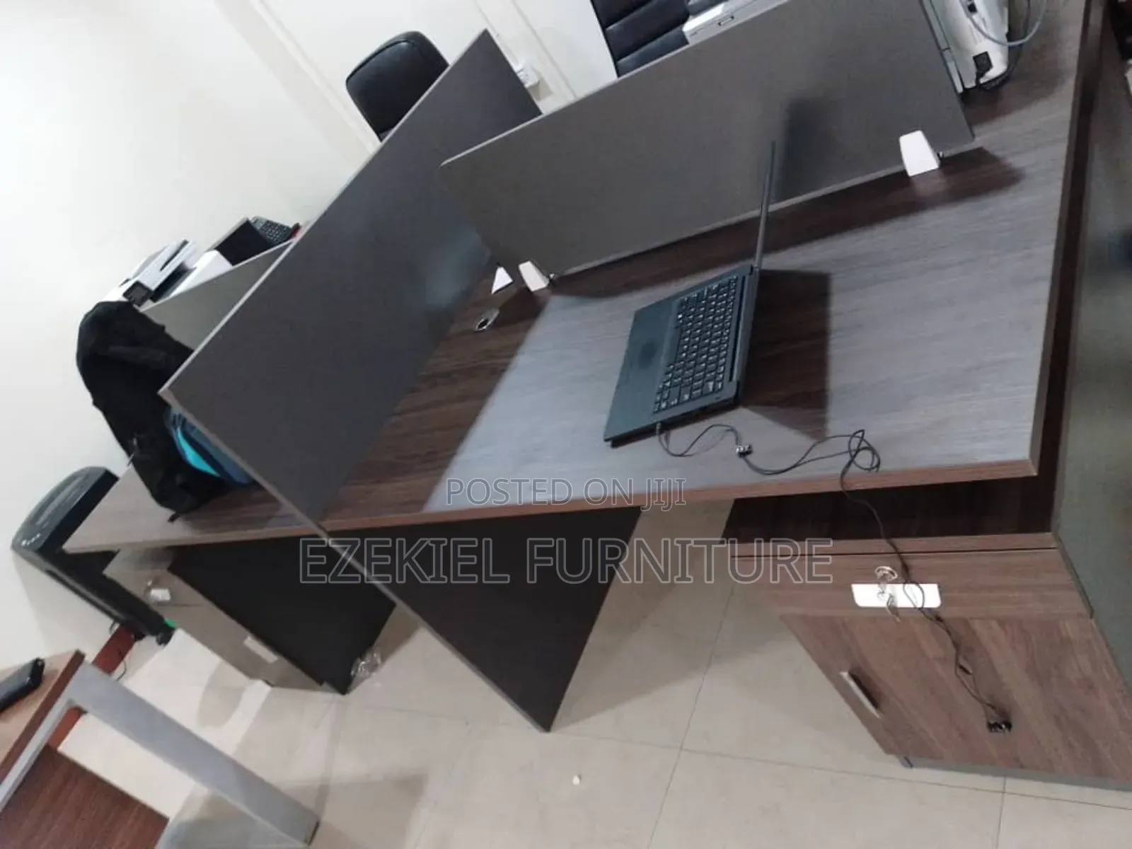 Quality Lovely Four in One Workstation