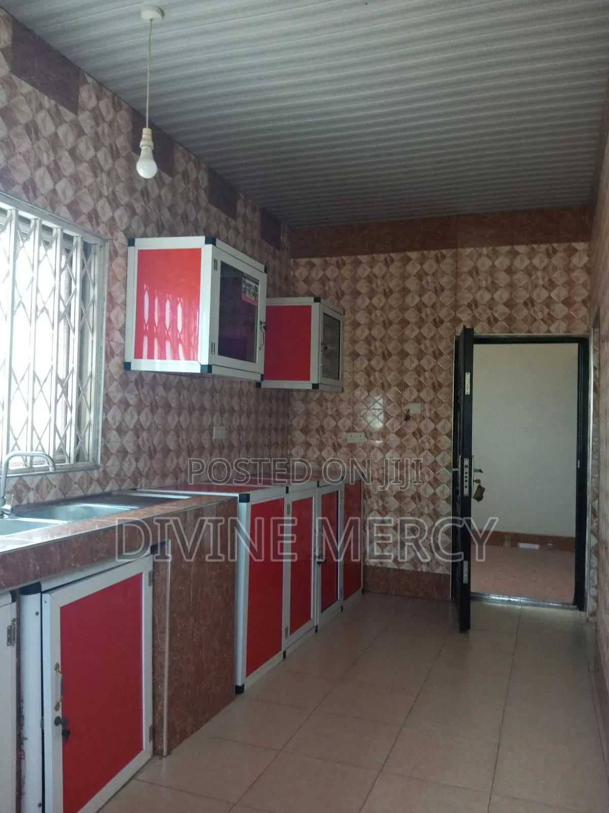 3bdrm Apartment in Tuba Road, Awutu Senya East Municipal for rent
