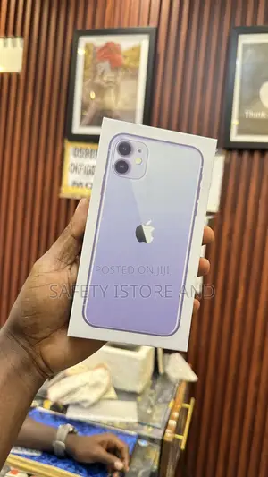 New Apple iPhone 11 128 GB Purple