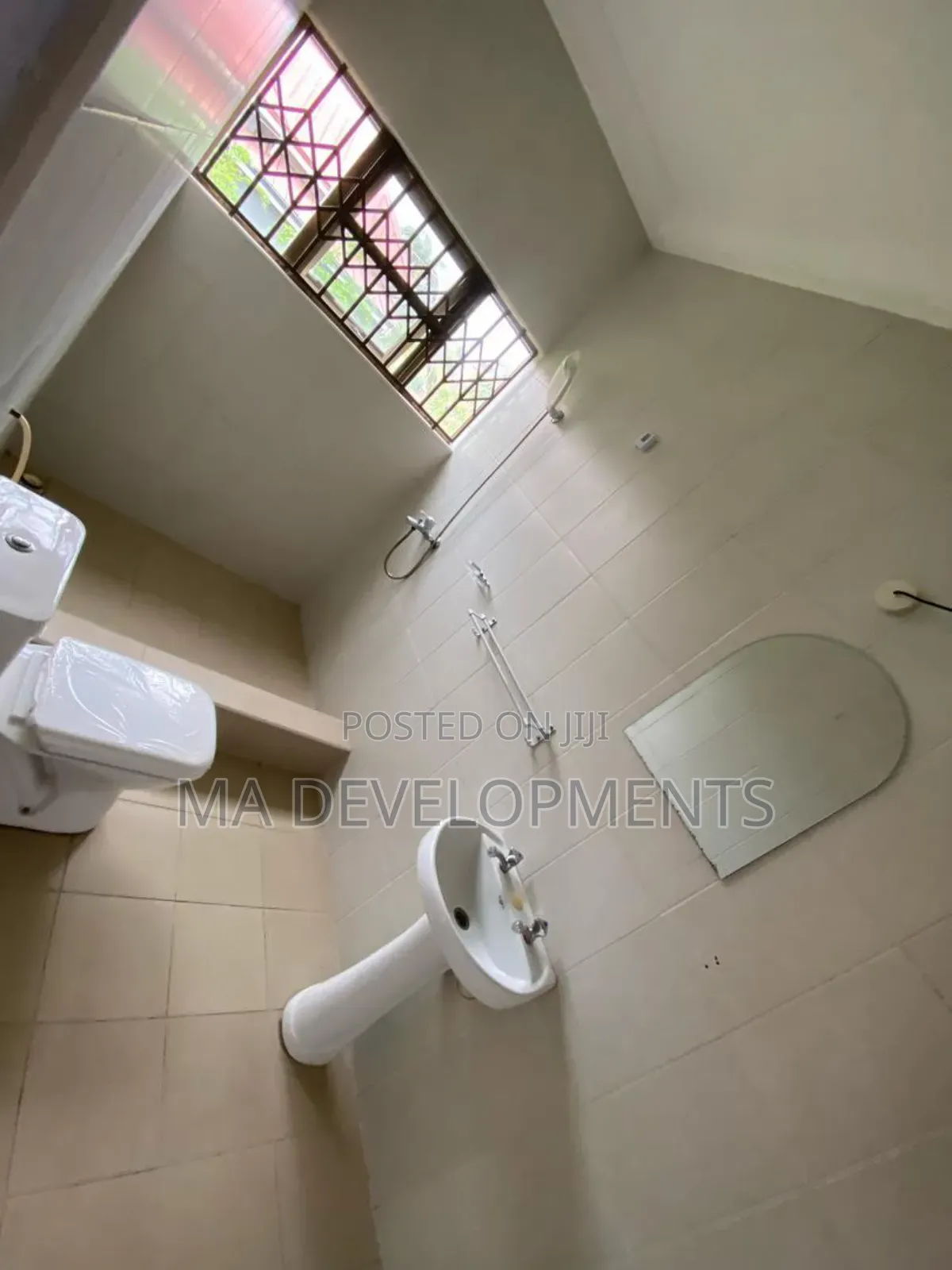 2bdrm Apartment in Madev Realty, Achimota for rent
