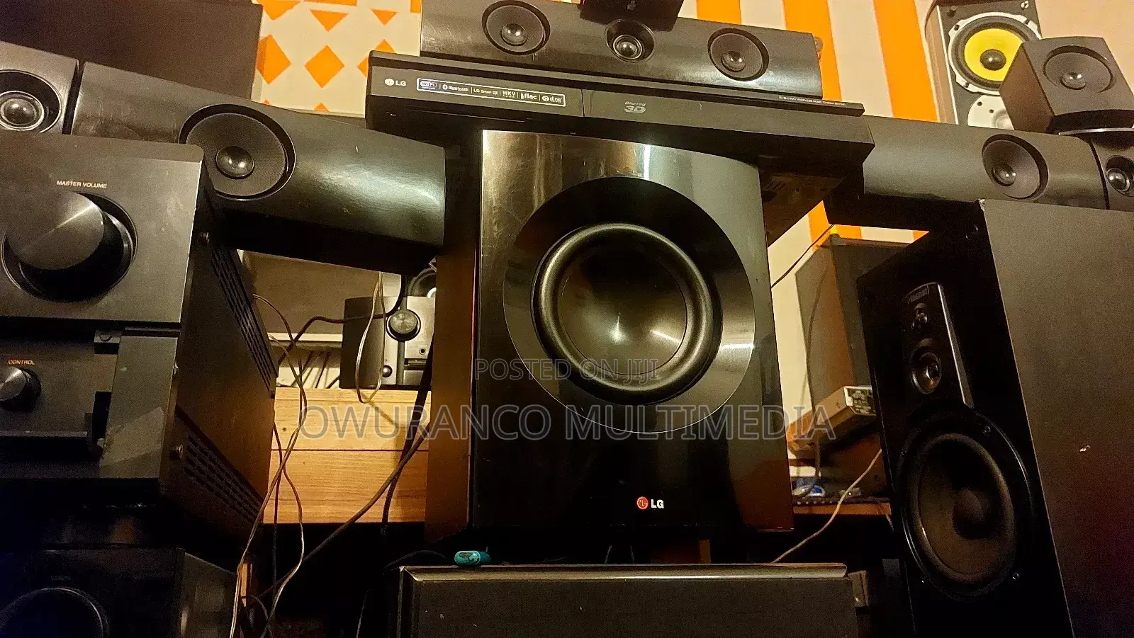 Lg Bh7240bw 1,200watts Bluetooth Blu-Ray Complete Set