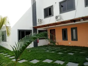 5bdrm Duplex in Labone for rent