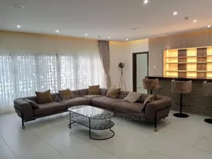 5bdrm Duplex in Labone for rent