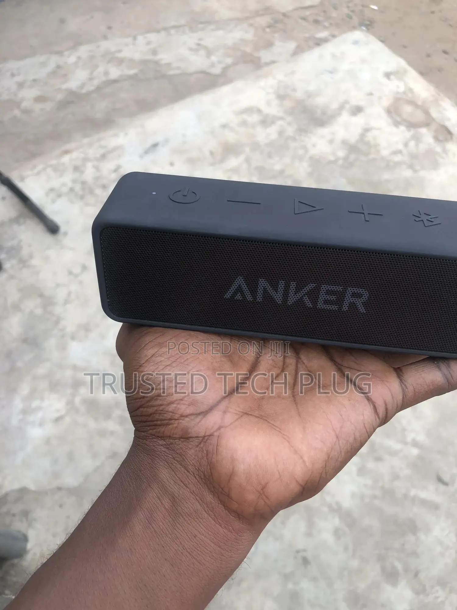Preowned Anker Soundcore 2 Bluetooth Speaker in Stock